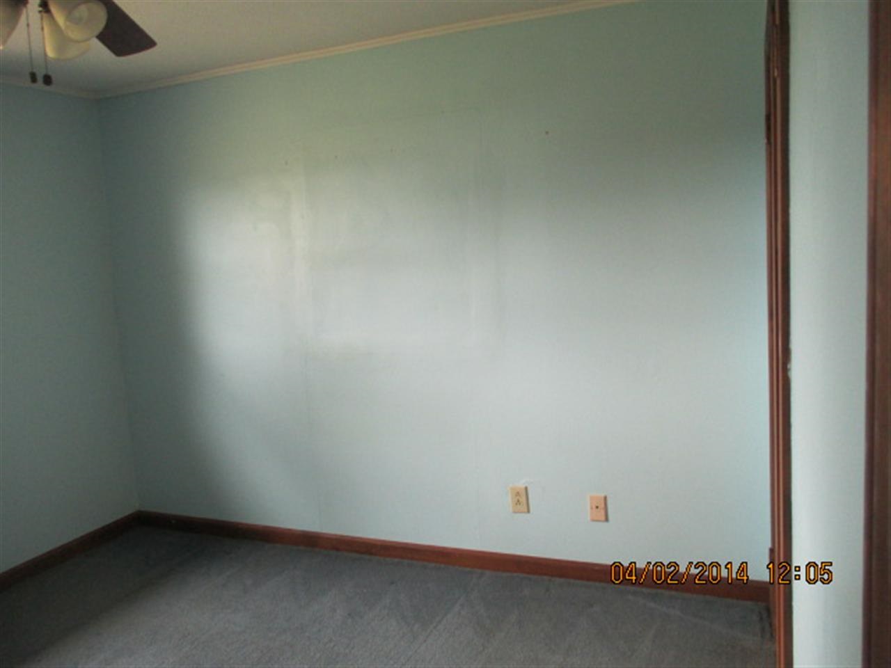 11161 S Wheeling Pike, Fairmount, IN 46928 photo 8
