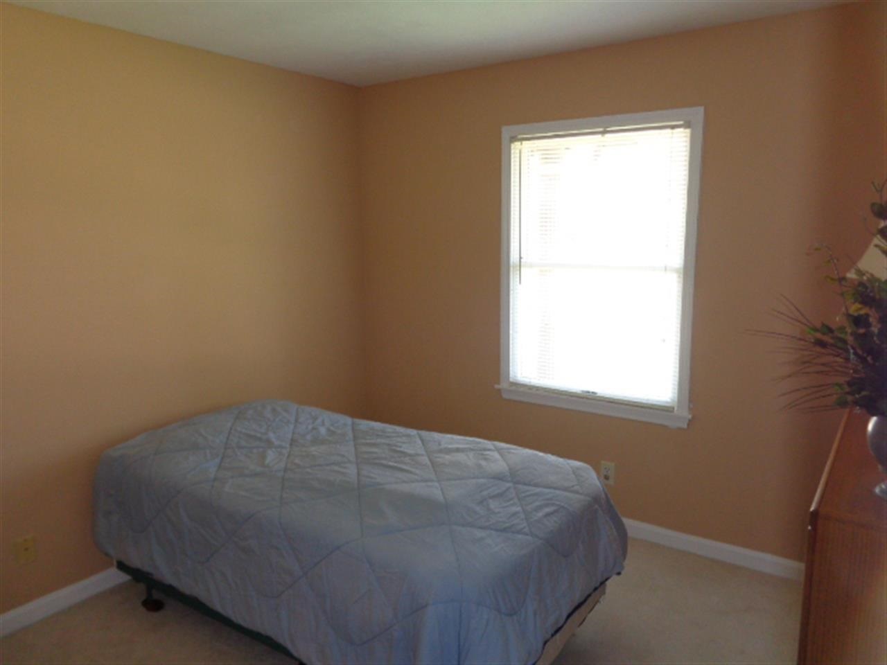 8977 Arizona Dr, Newburgh, IN 47630 photo 12