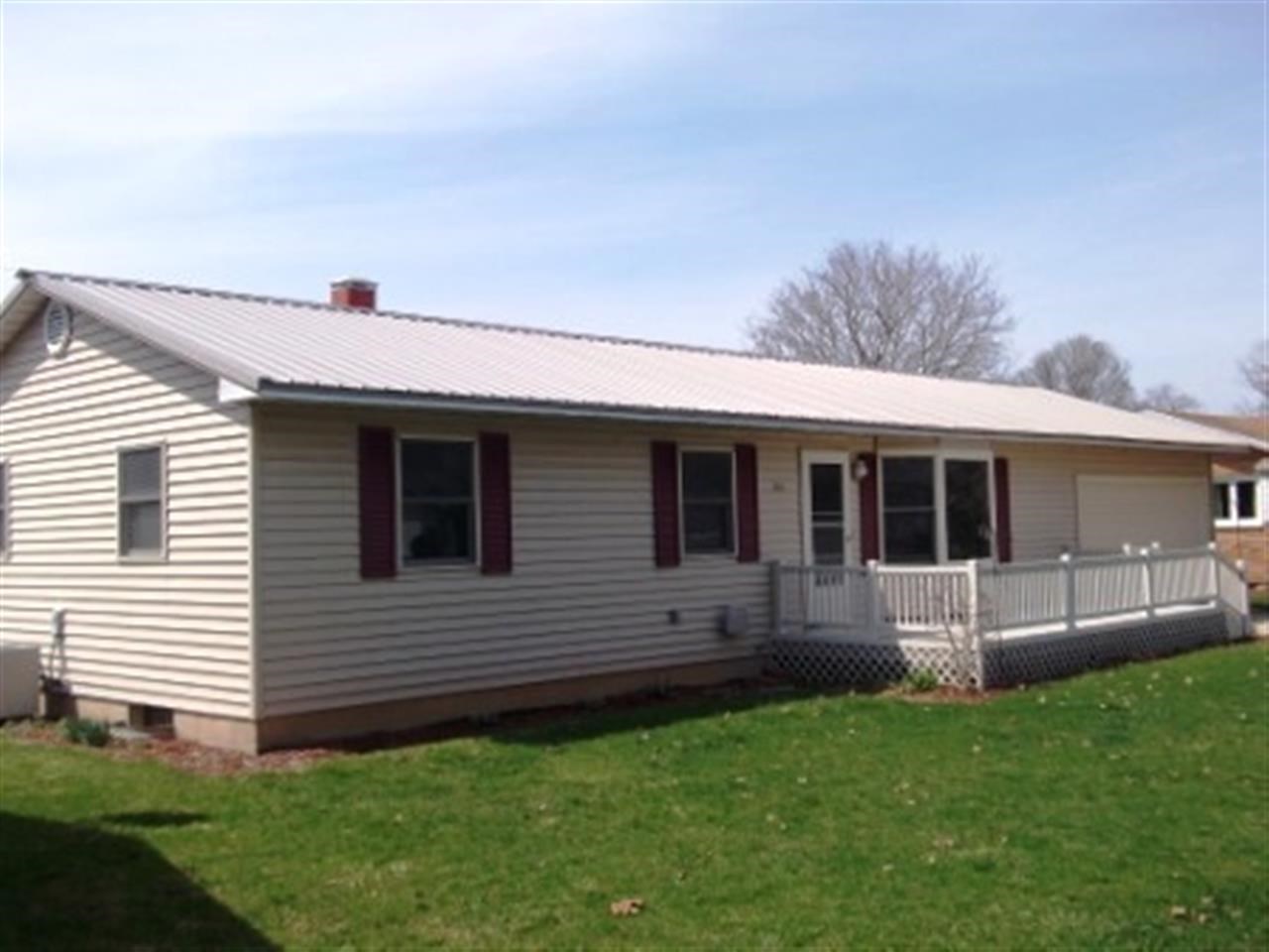 305 S Washington St, Wakarusa, IN 46573 photo 28