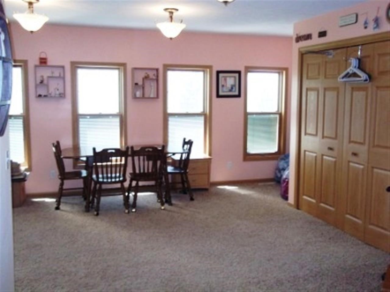 305 S Washington St, Wakarusa, IN 46573 photo 25