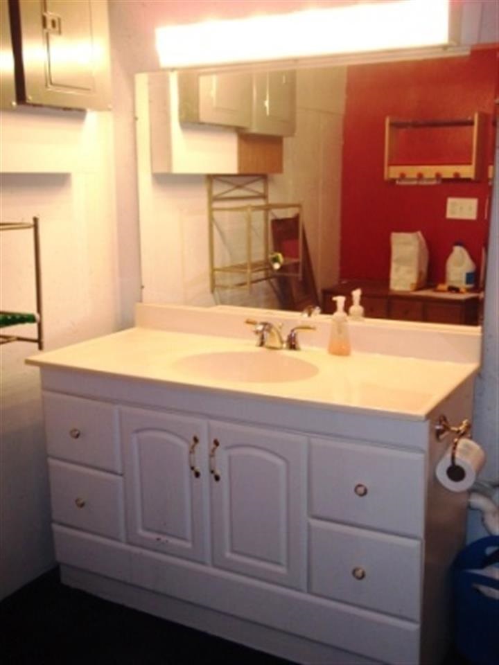 305 S Washington St, Wakarusa, IN 46573 photo 16