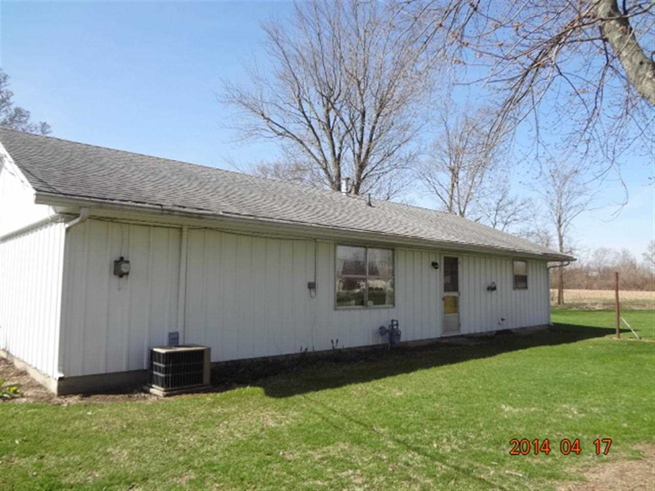 1460 Daniel St, Wabash, IN 46992 photo 2