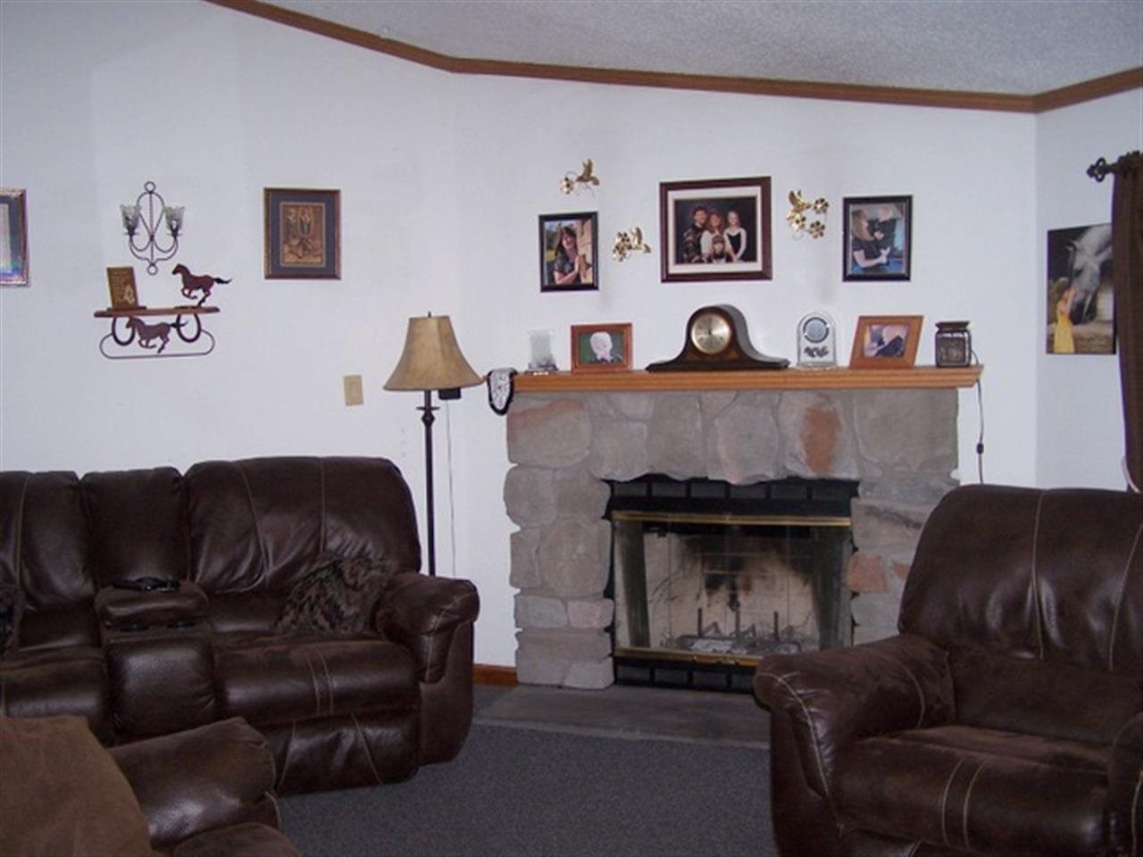 6330 S 425 E, Wolcottville, IN 46795 photo 4