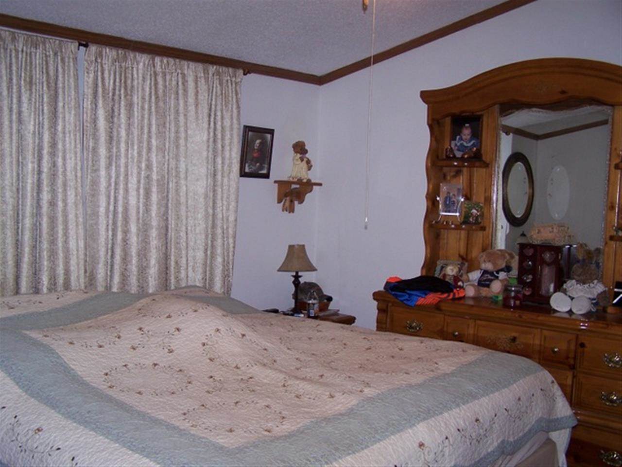 6330 S 425 E, Wolcottville, IN 46795 photo 8