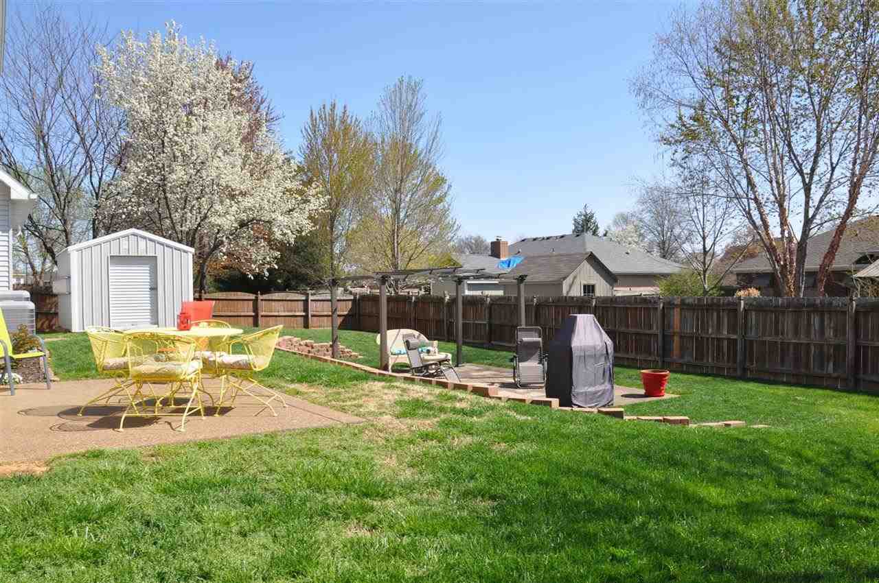 8525 Copperfield Dr, Evansville, IN 47711 photo 16
