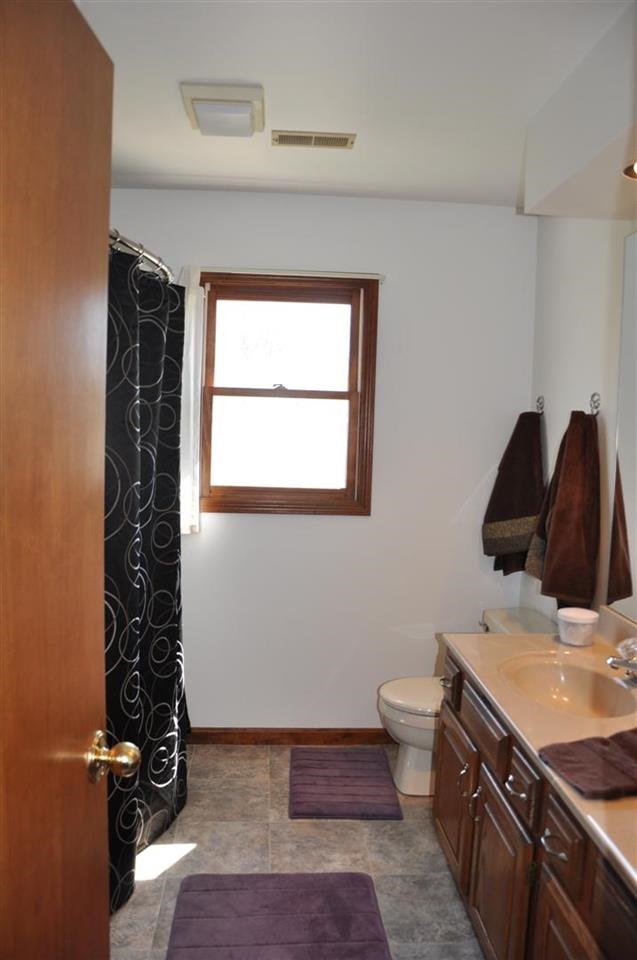 8525 Copperfield Dr, Evansville, IN 47711 photo 23