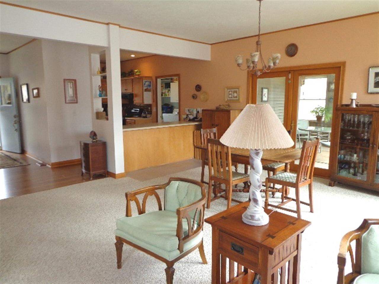 201 Deerfield Trl, Spencer, IN 47460 photo 8