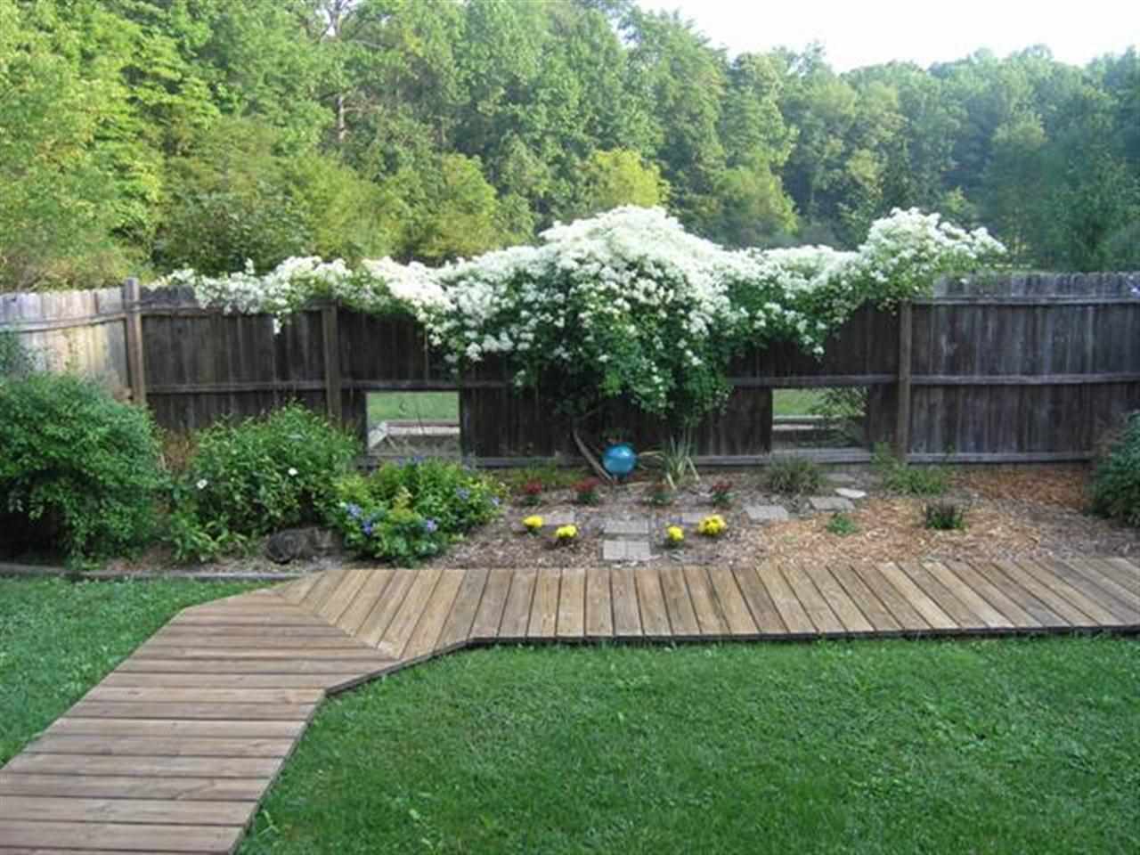 201 Deerfield Trl, Spencer, IN 47460 photo 24