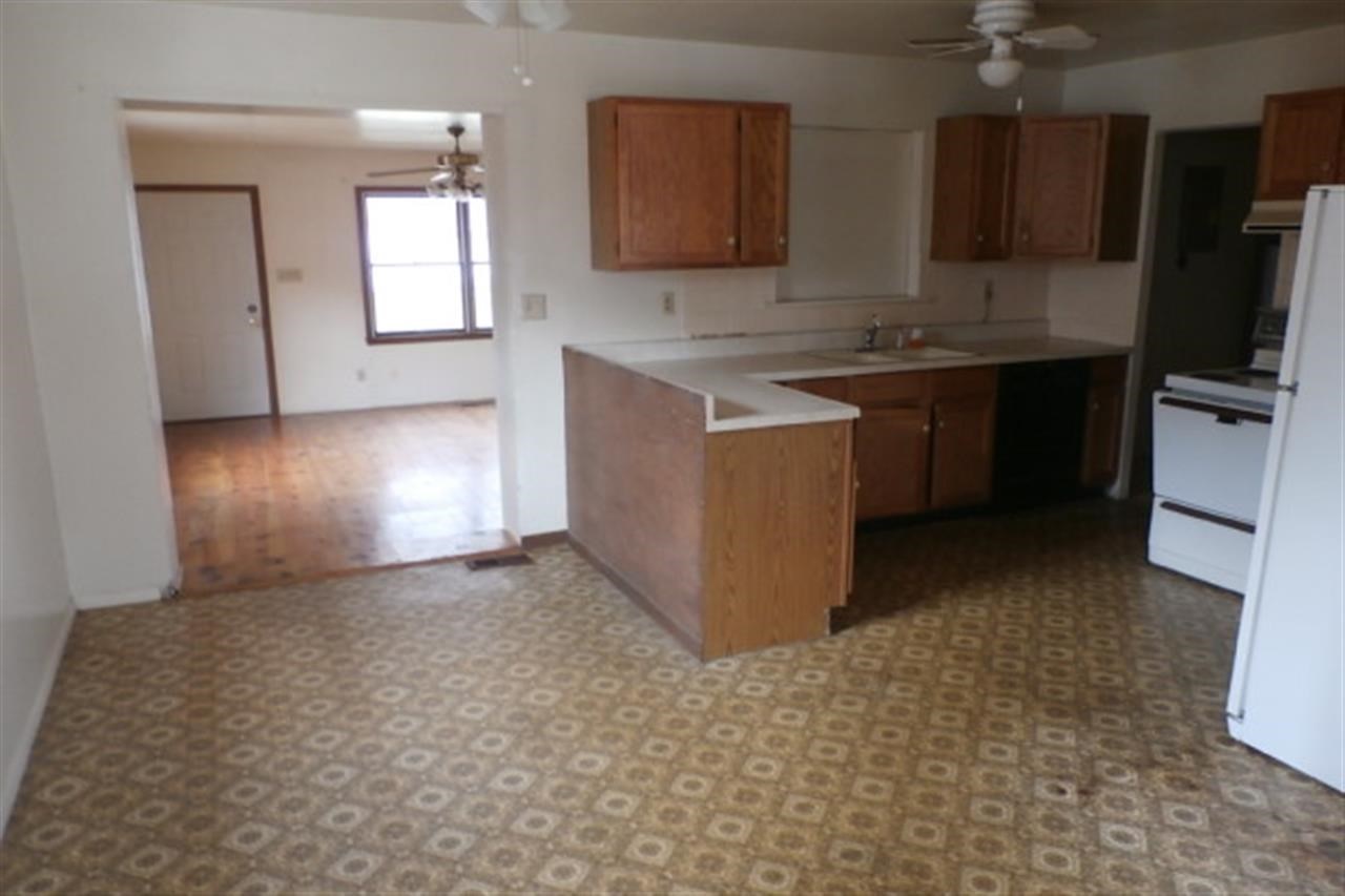 2131 Burdette Ave, Evansville, IN 47714 photo 3