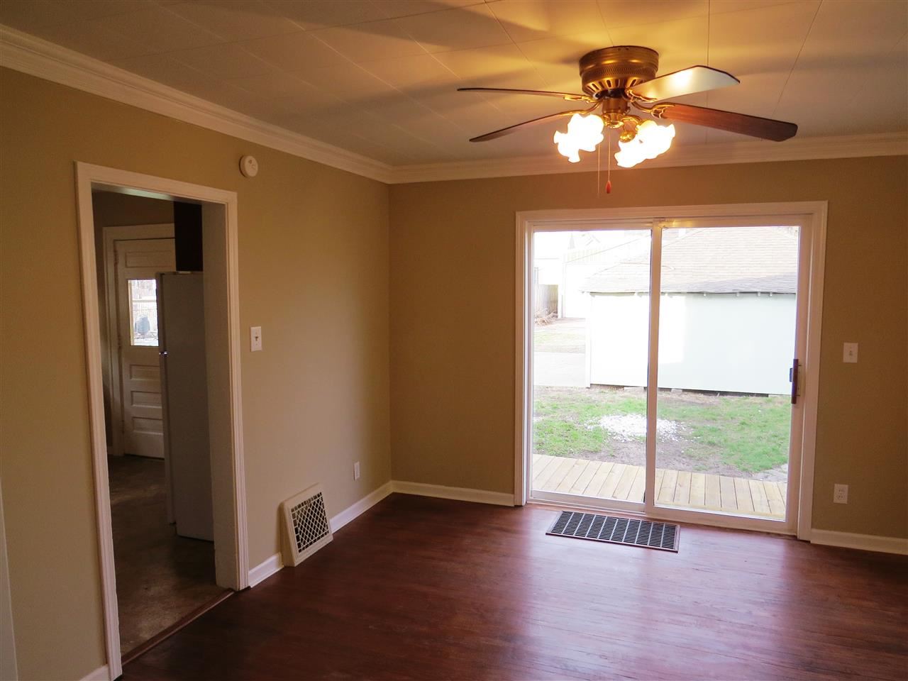 1516 Morton Ave, Elkhart, IN 46516 photo 5