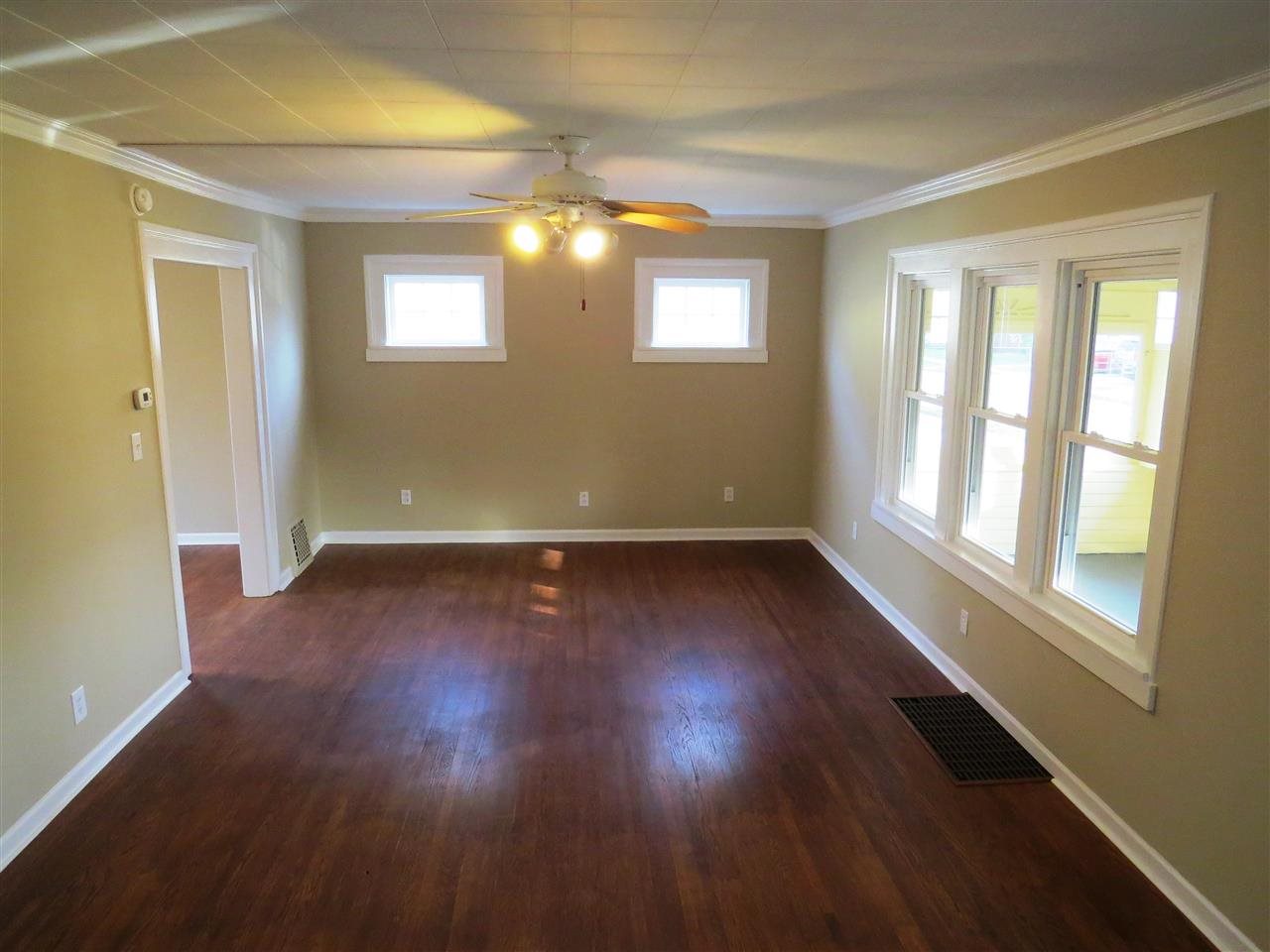 1516 Morton Ave, Elkhart, IN 46516 photo 8
