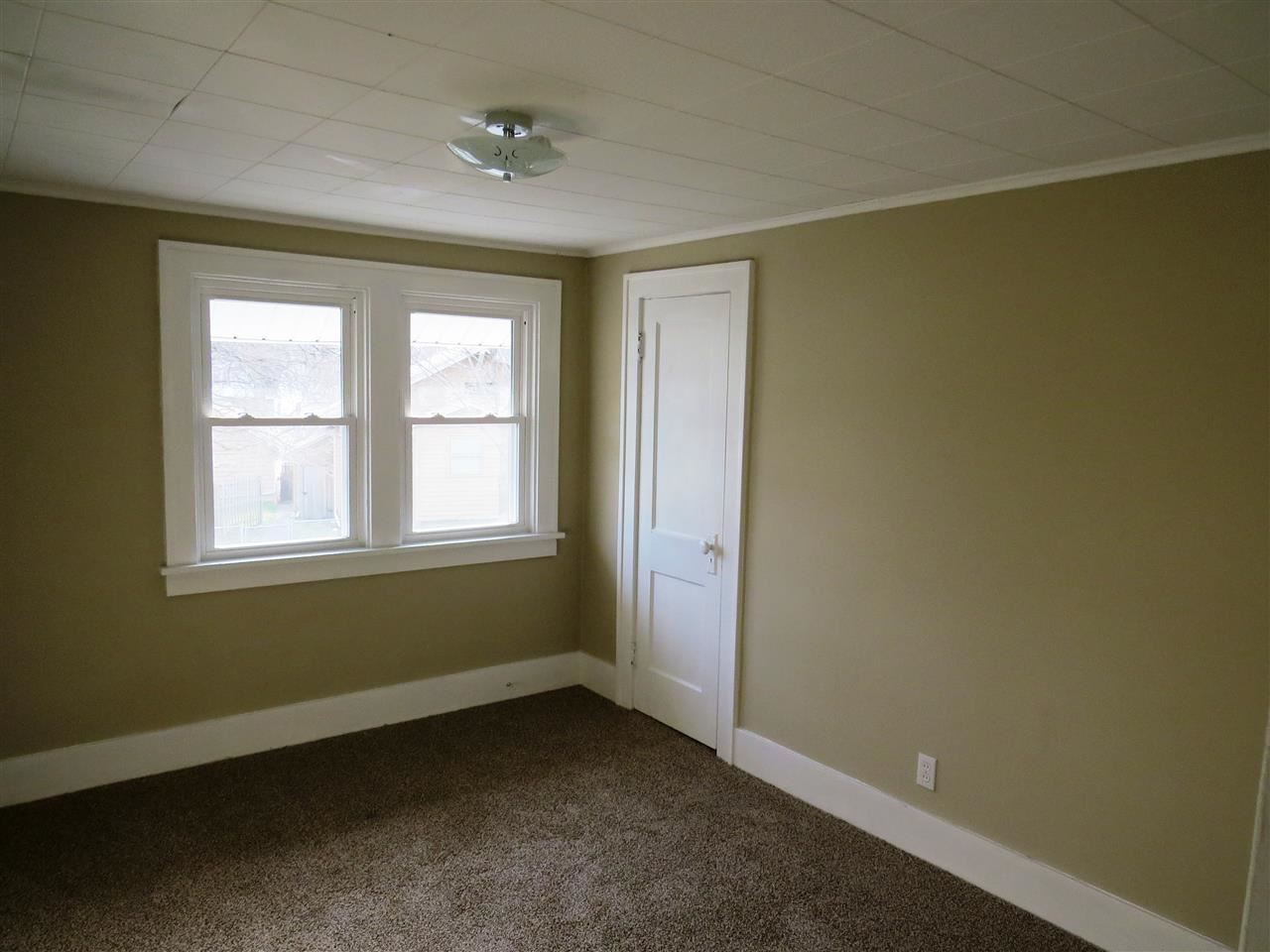 1516 Morton Ave, Elkhart, IN 46516 photo 9