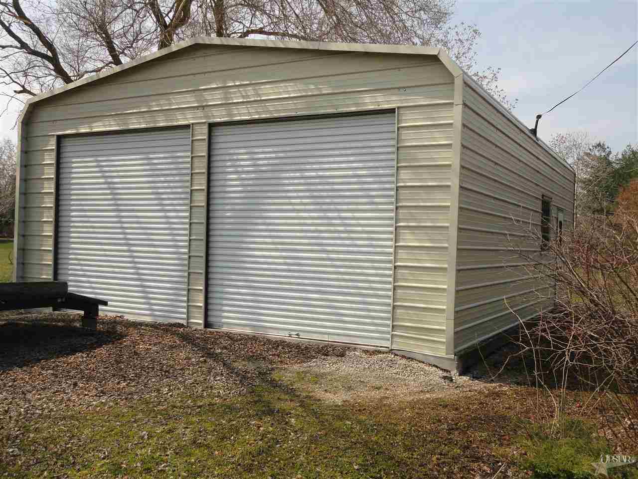 8222 NW Winchester Rd, Decatur, IN 46733 photo 4