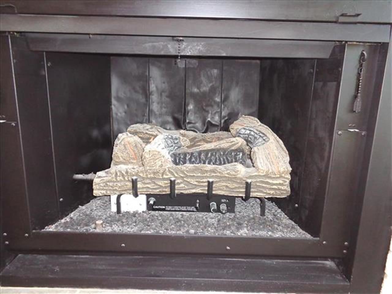 420 W Maple St, Chandler, IN 47610 photo 9