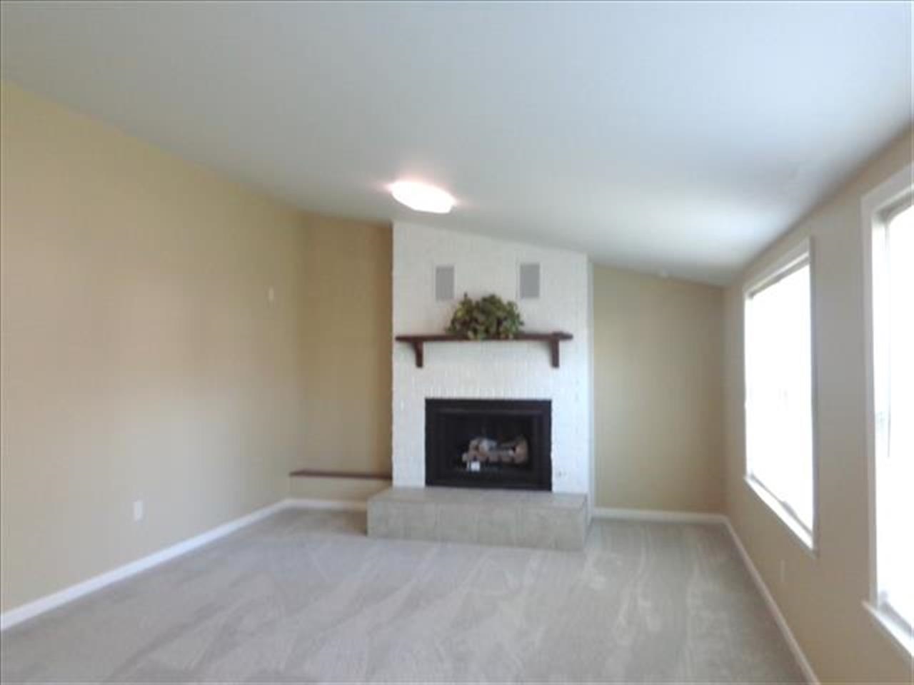 420 W Maple St, Chandler, IN 47610 photo 8