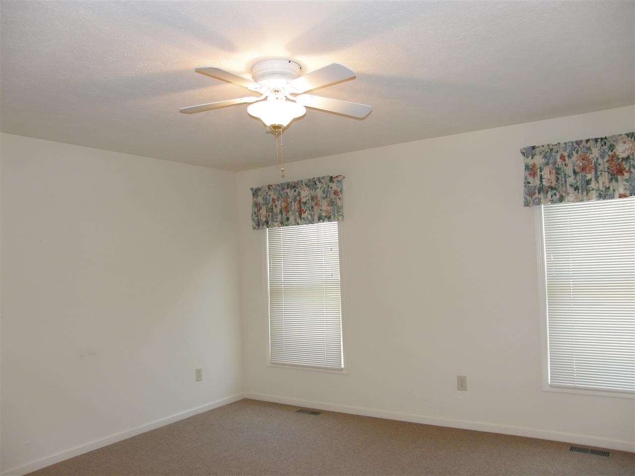 4217 Cherry Pointe Dr, South Bend, IN 46628 photo 12