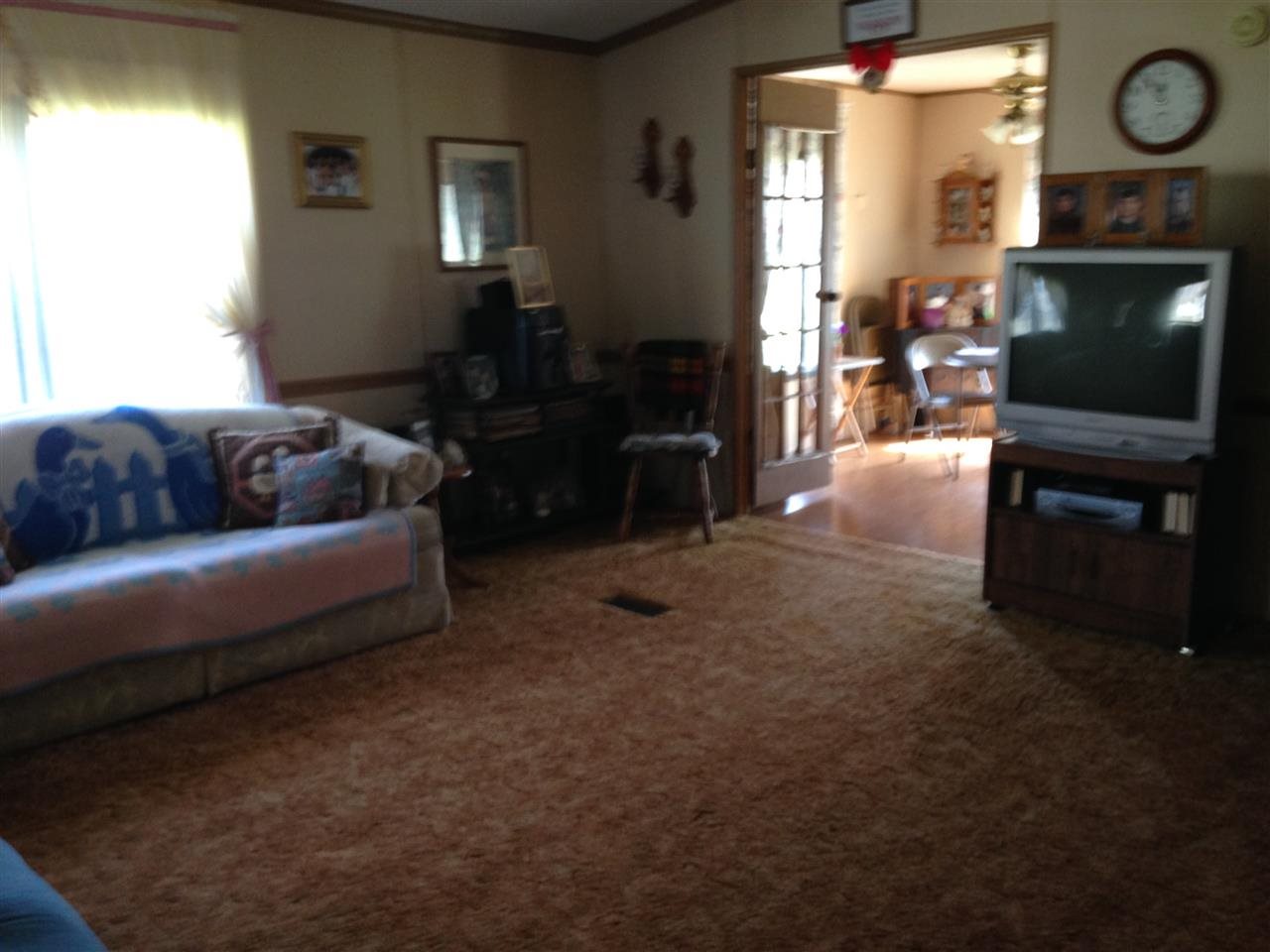 9556 Poplar Dr, Rochester, IN 46975 photo 2