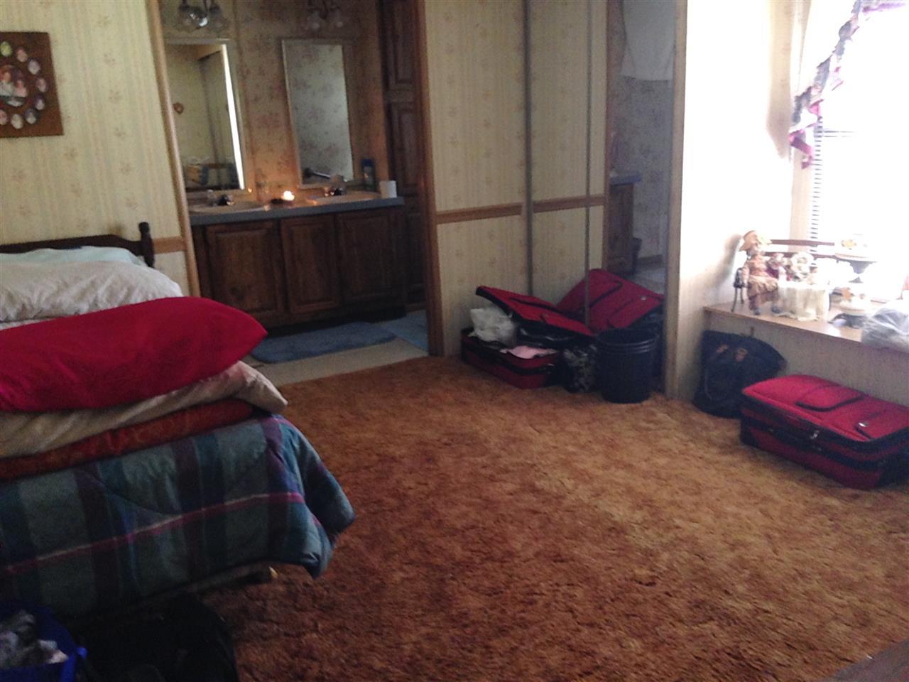 9556 Poplar Dr, Rochester, IN 46975 photo 6