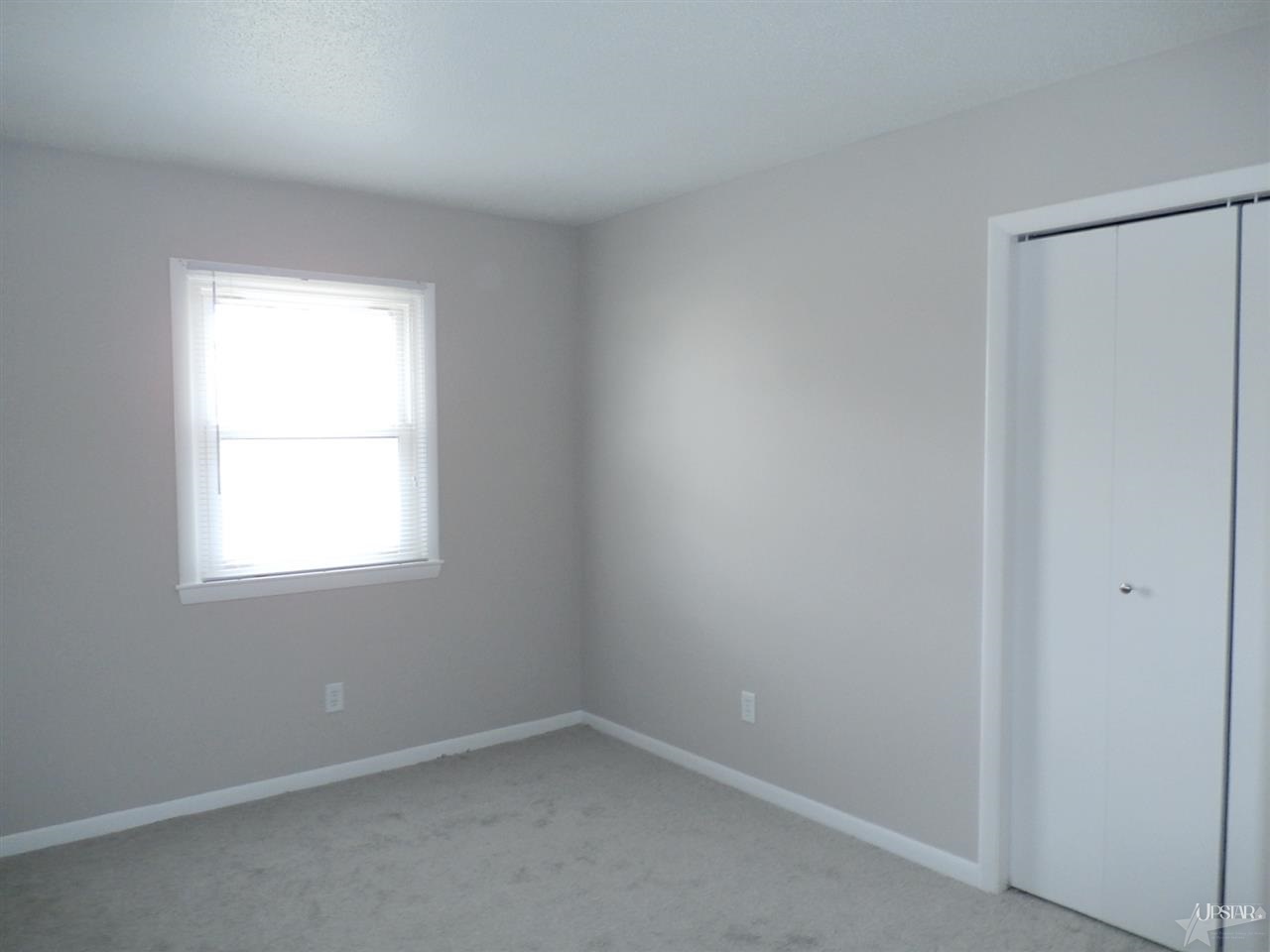 2916 Shalimar Cir, Fort Wayne, IN 46808 photo 12