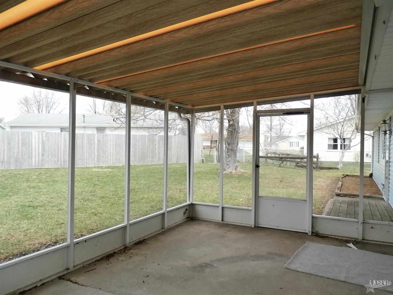 2916 Shalimar Cir, Fort Wayne, IN 46808 photo 7