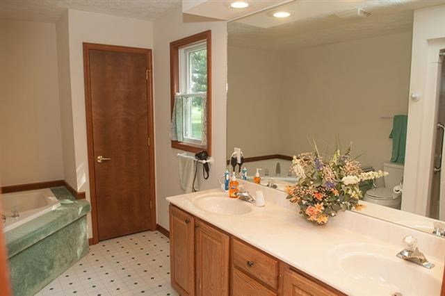 11928 W Tecumseh Bend Rd, Brookston, IN 47923 photo 16