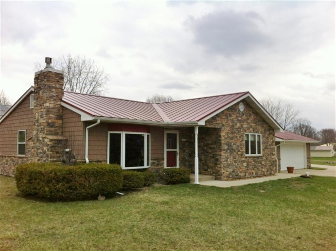 1214 N Lima Rd, Kendallville, IN 46755 photo 2