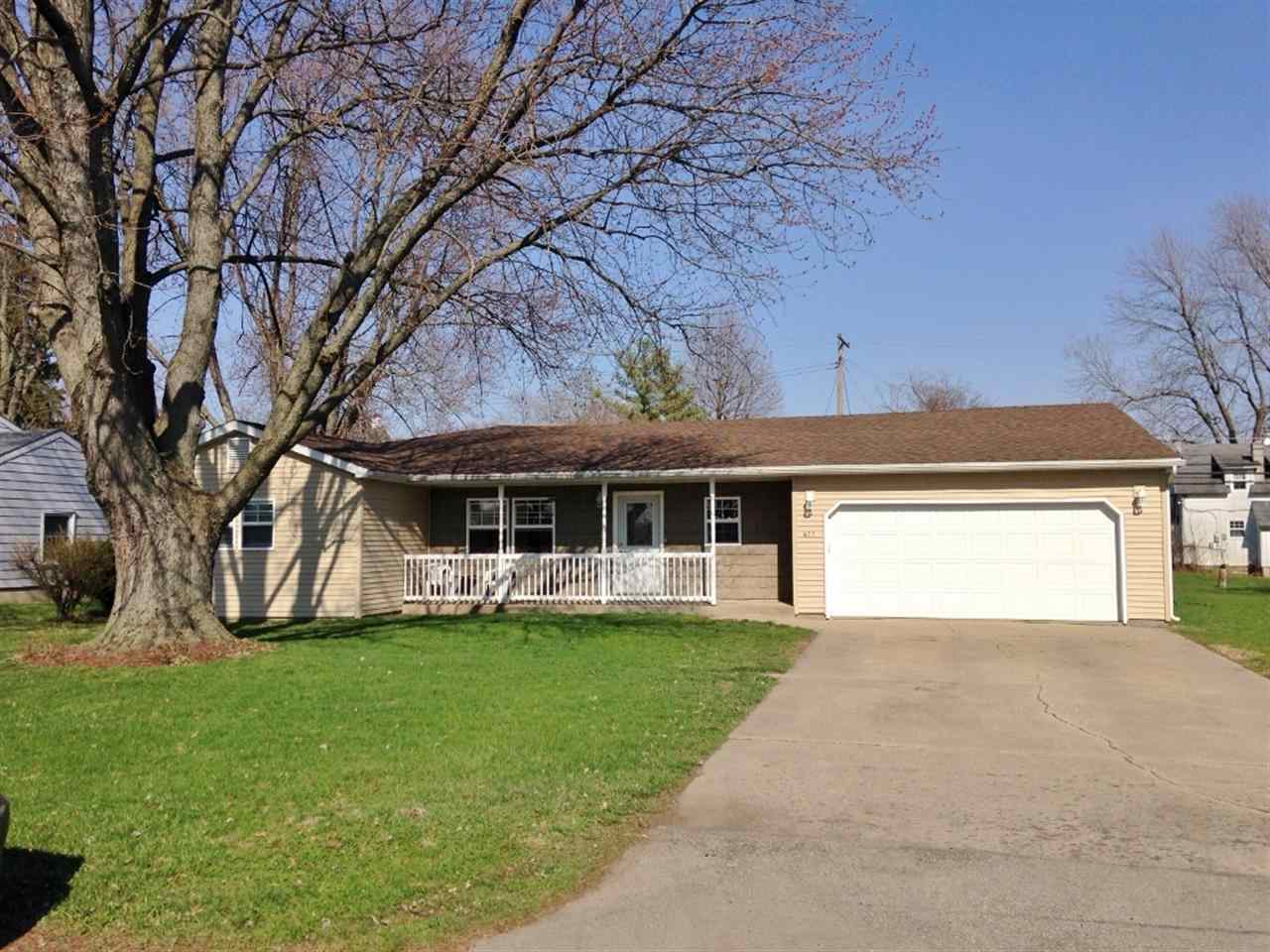 411 S Orchard St, Kendallville, IN 46755 photo 1