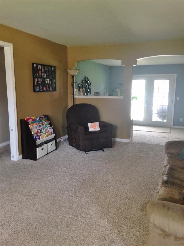 411 S Orchard St, Kendallville, IN 46755 photo 9