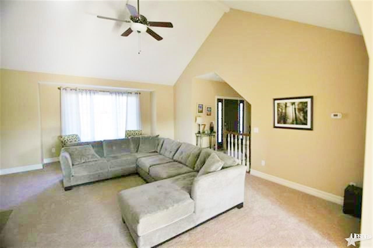 12305 Goldeneyes Ct, Fort Wayne, IN 46845 photo 2