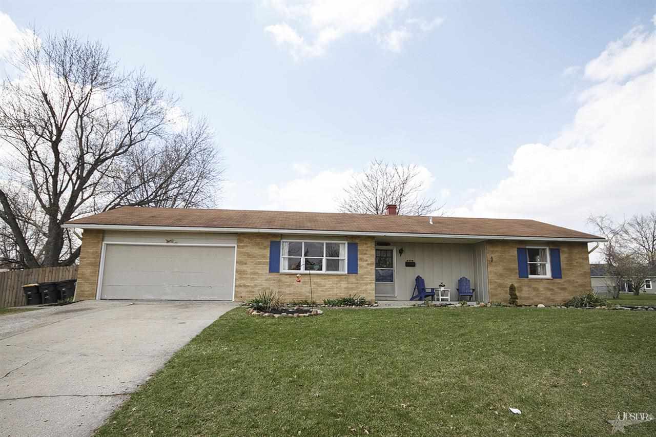 6309 Aragon Dr, Fort Wayne, IN 46818 photo 2