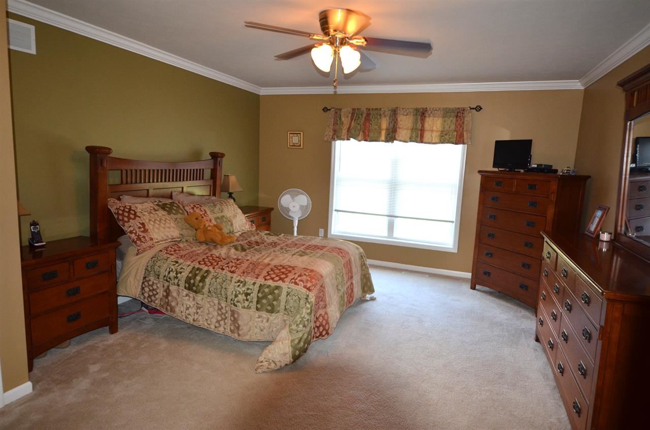 54886 Cheyenne Meadows Dr, Osceola, IN 46561 photo 9