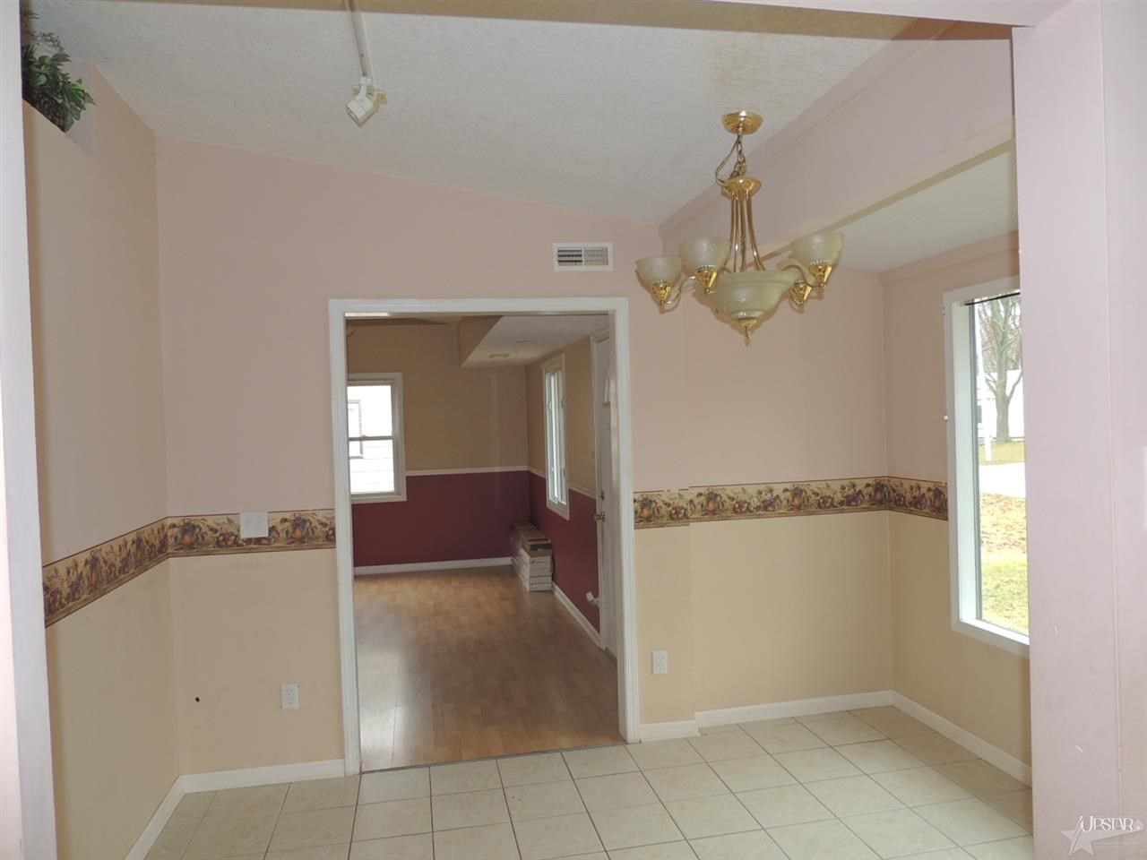 230 Dunbar Ln, Fort Wayne, IN 46816 photo 7