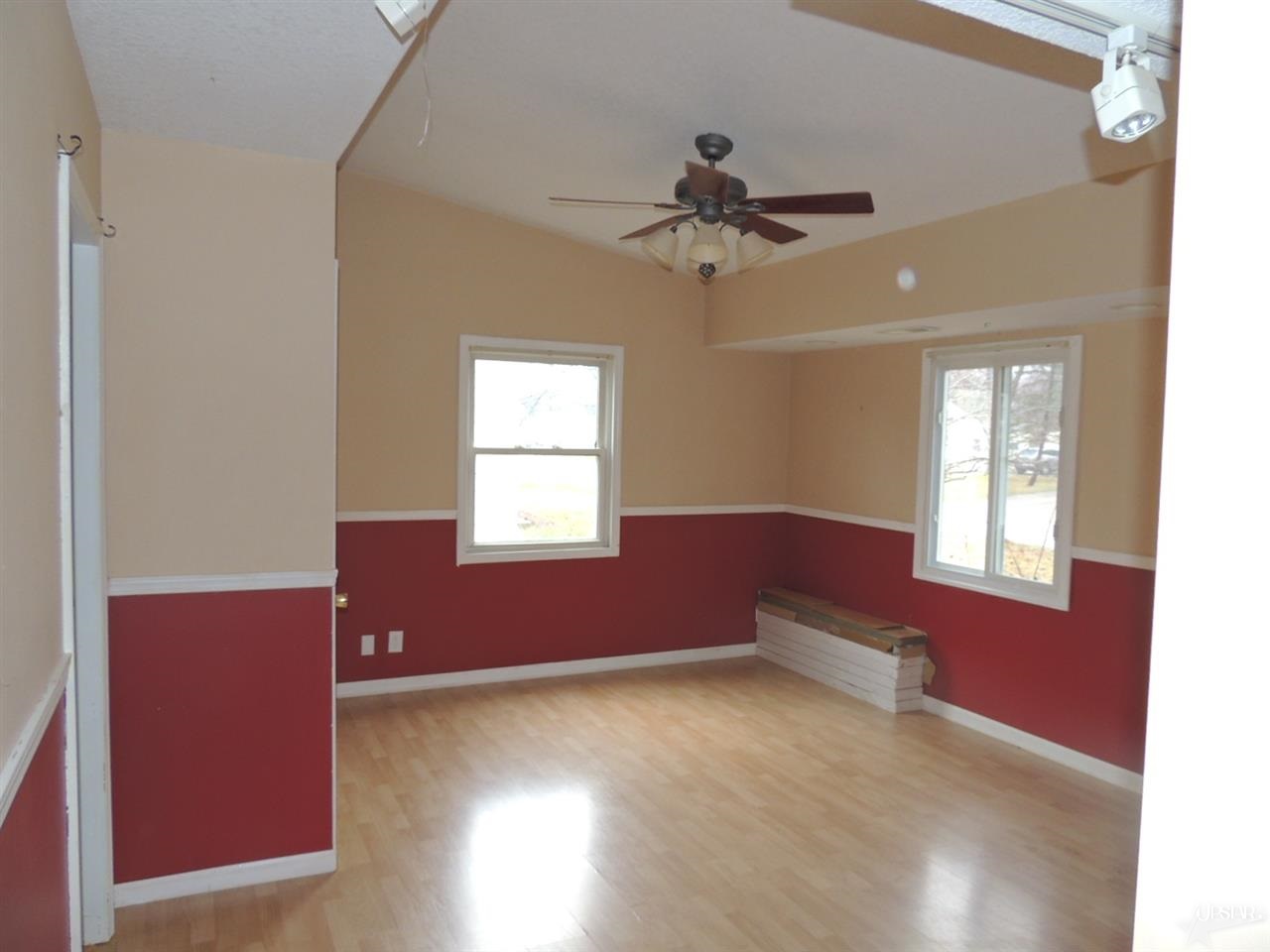 230 Dunbar Ln, Fort Wayne, IN 46816 photo 5