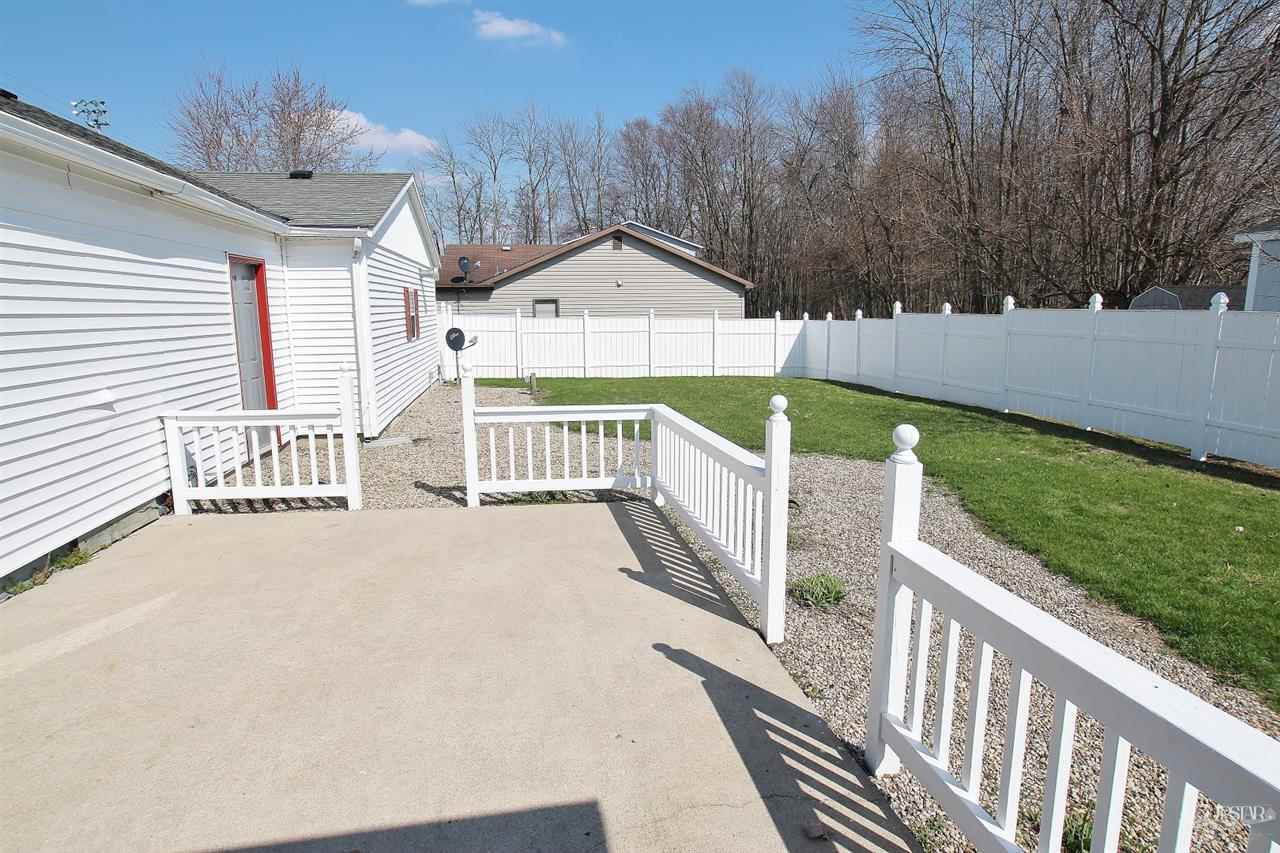 1101 Garden St, Kendallville, IN 46755 photo 17