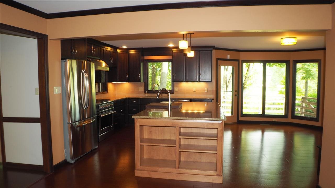 725 Oaktree Ct, Fort Wayne, IN 46845 photo 11