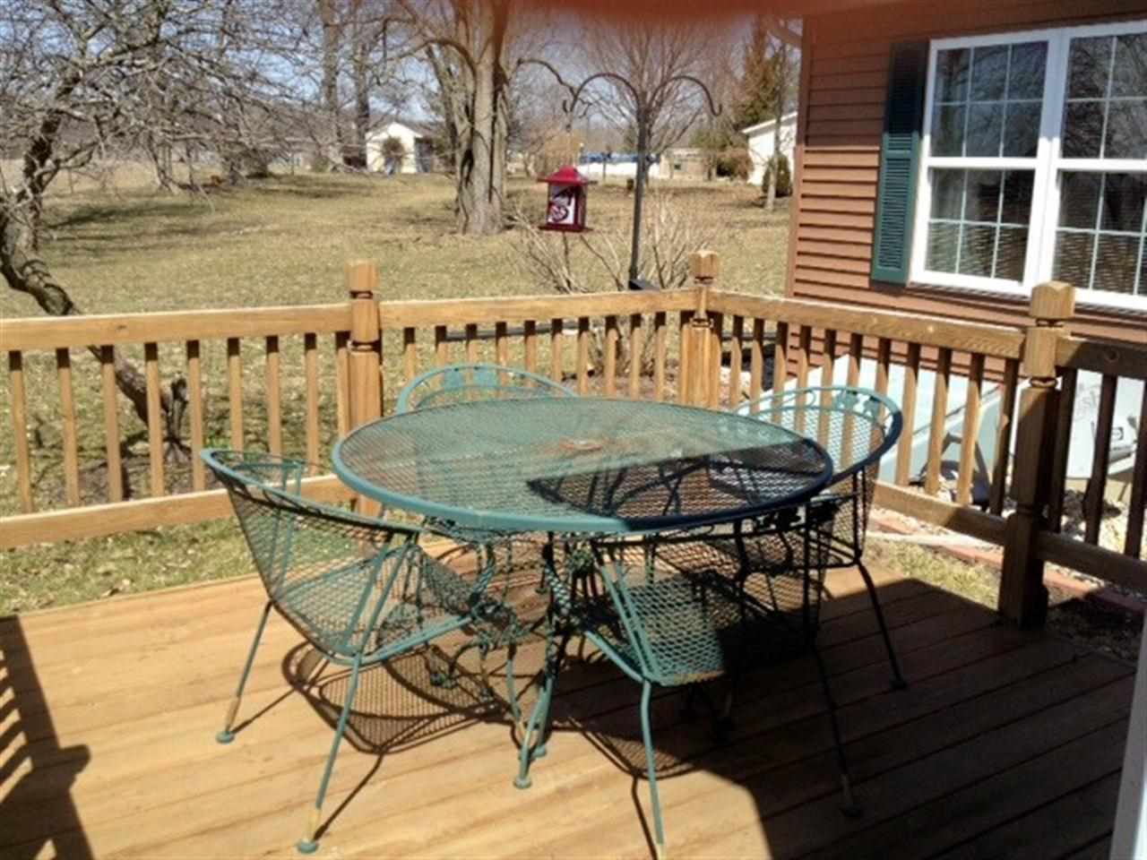 556 Brentwood Dr, Akron, IN 46910 photo 9