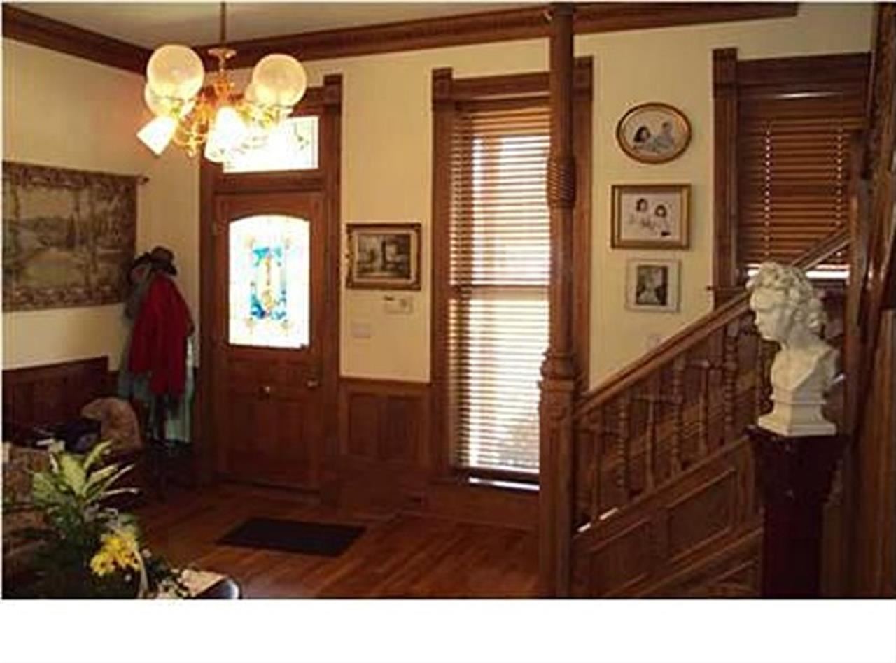 1011 SE Second St, Evansville, IN 47713 photo 5