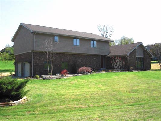 33 Oak Meadow Rd, Evansville, IN 47725 photo 1