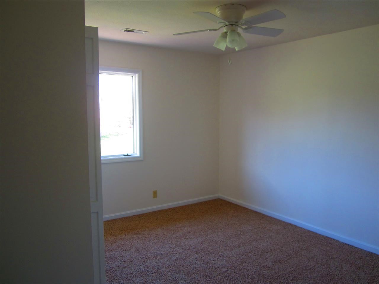 33 Oak Meadow Rd, Evansville, IN 47725 photo 15