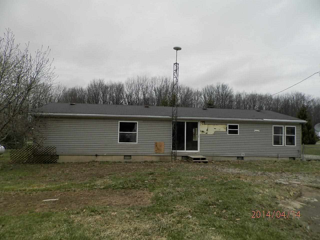 1045 E 625 N, Fremont, IN 46737 photo 3