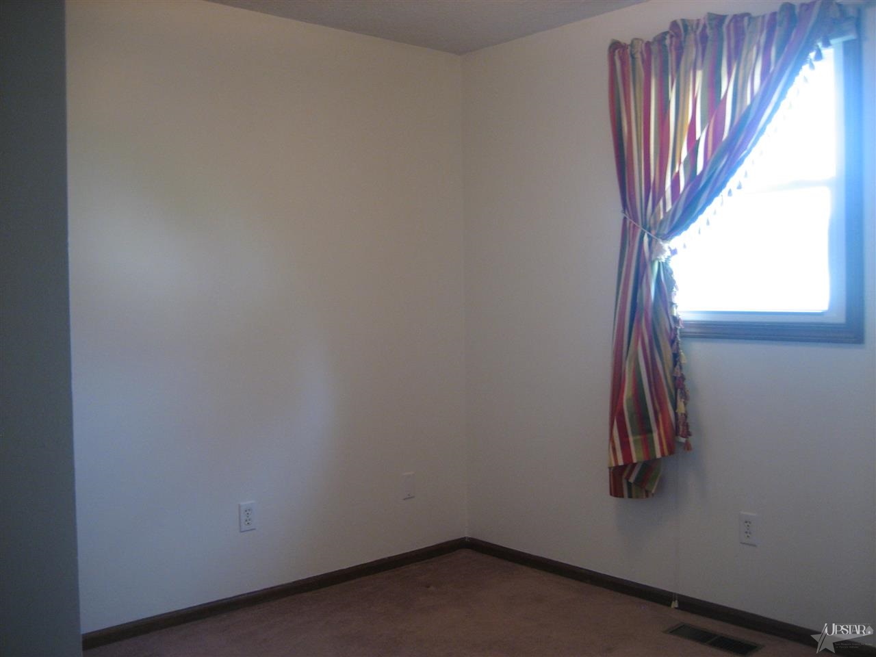 9230 Hemphill Dr, Fort Wayne, IN 46819 photo 6