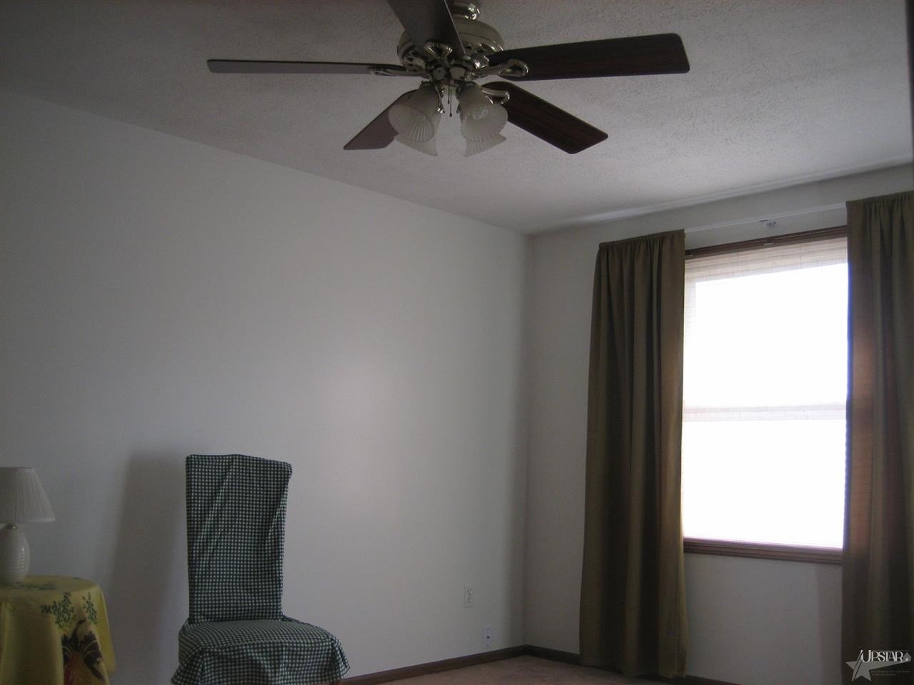 9230 Hemphill Dr, Fort Wayne, IN 46819 photo 4