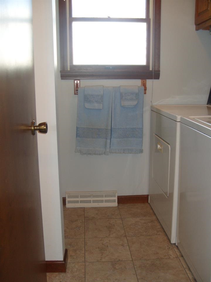 456 Miami Dr, Nappanee, IN 46550 photo 7