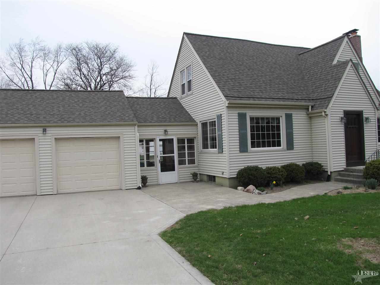 515 Stratton Rd, Fort Wayne, IN 46825 photo 2