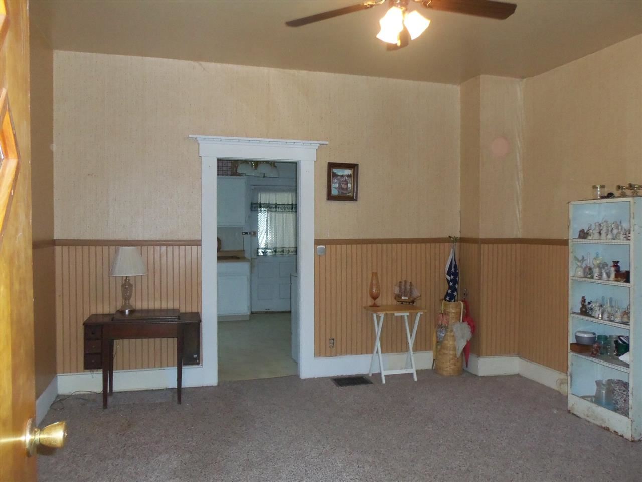 513 W 3rd St, Peru, IN 46970 photo 13