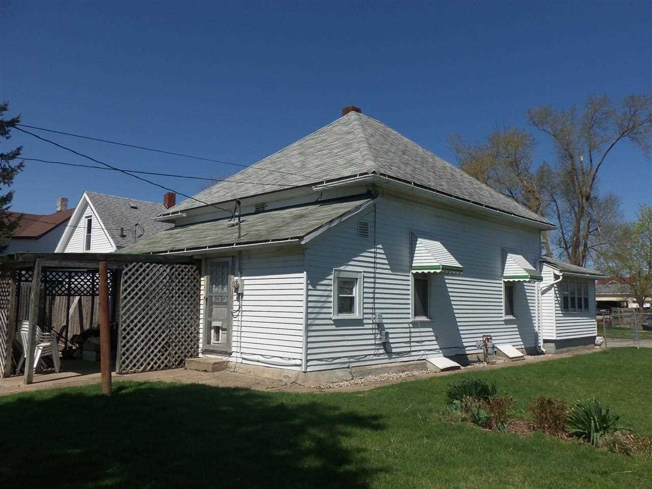 513 W 3rd St, Peru, IN 46970 photo 5