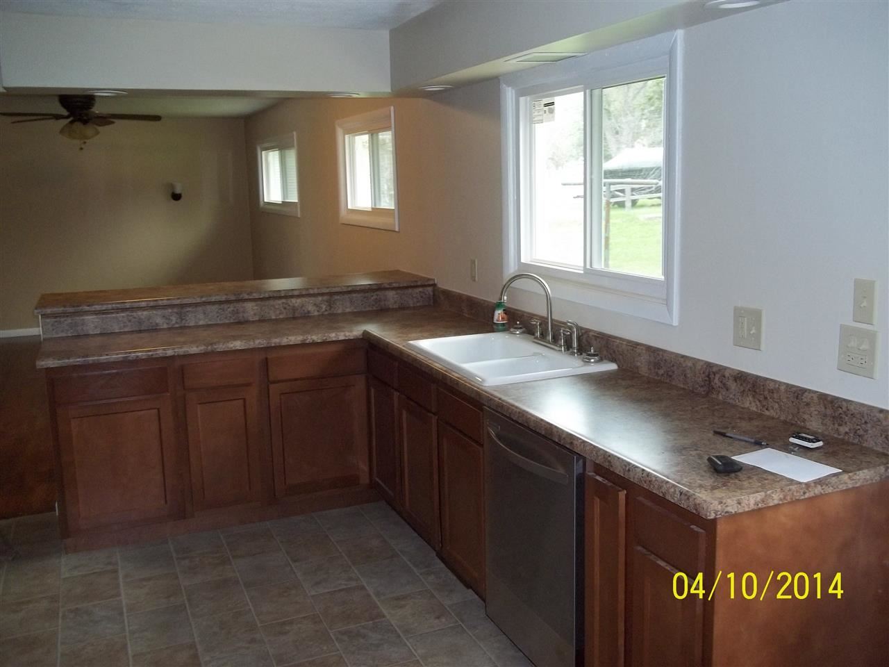 2602 Sunset Ln, Logansport, IN 46947 photo 3