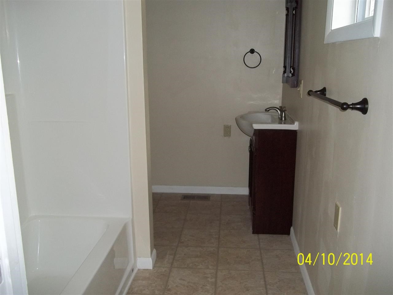 2602 Sunset Ln, Logansport, IN 46947 photo 8