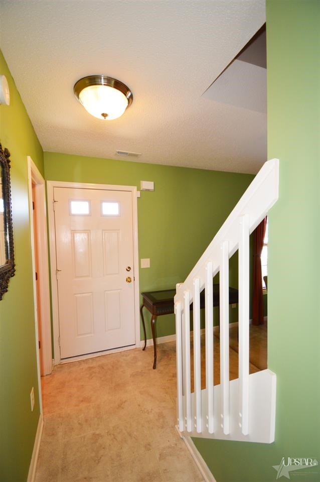 11620 Ballycastle Pl, Fort Wayne, IN 46818 photo 3