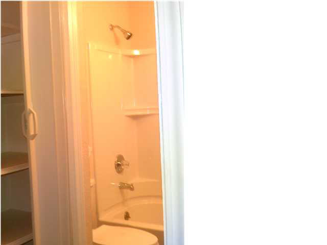 109 W 3rd St, Huntingburg, IN 47542 photo 11